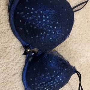 Victoria’s Secret bra